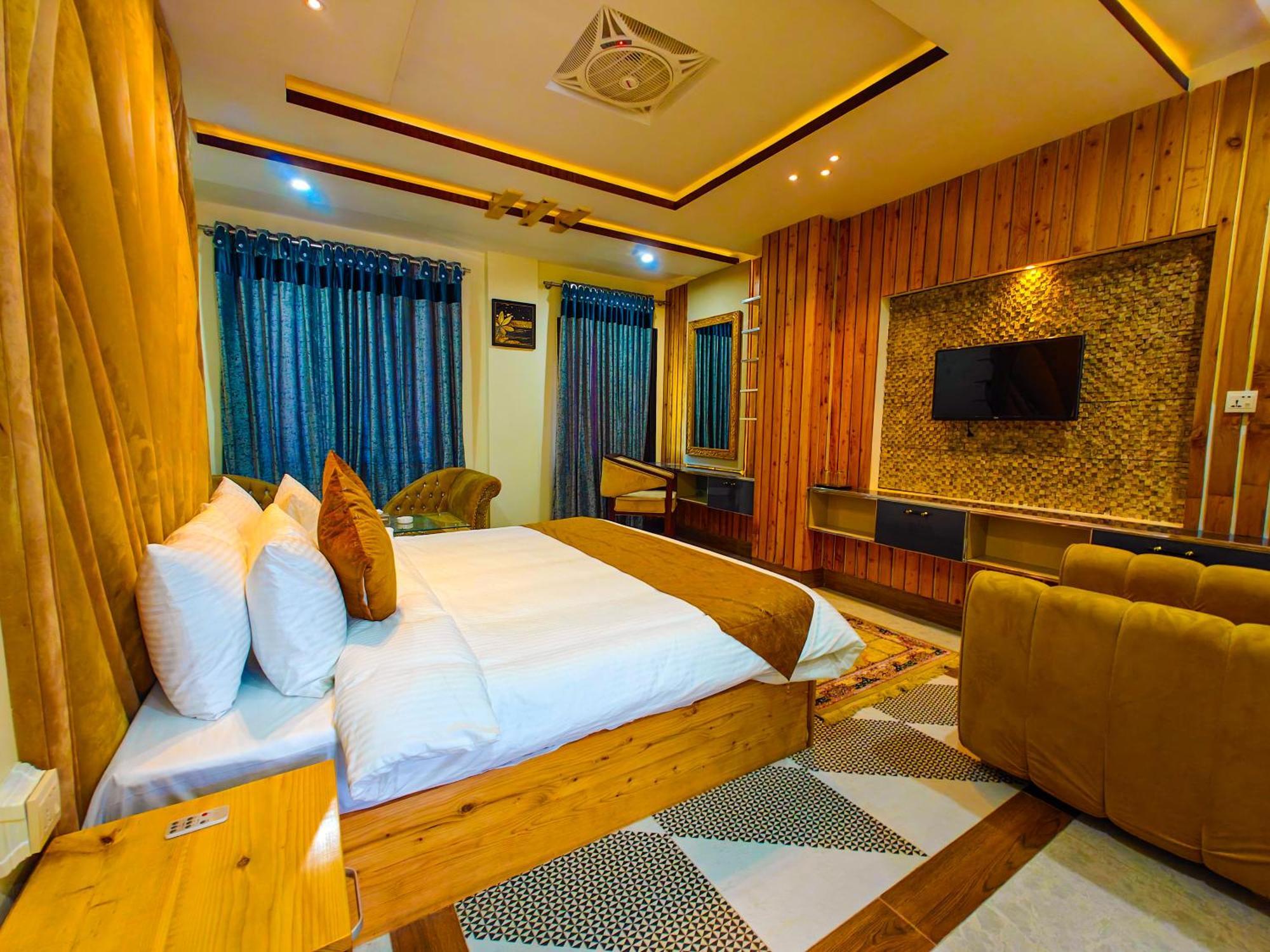 White Forest Hotel Kalam Exterior foto
