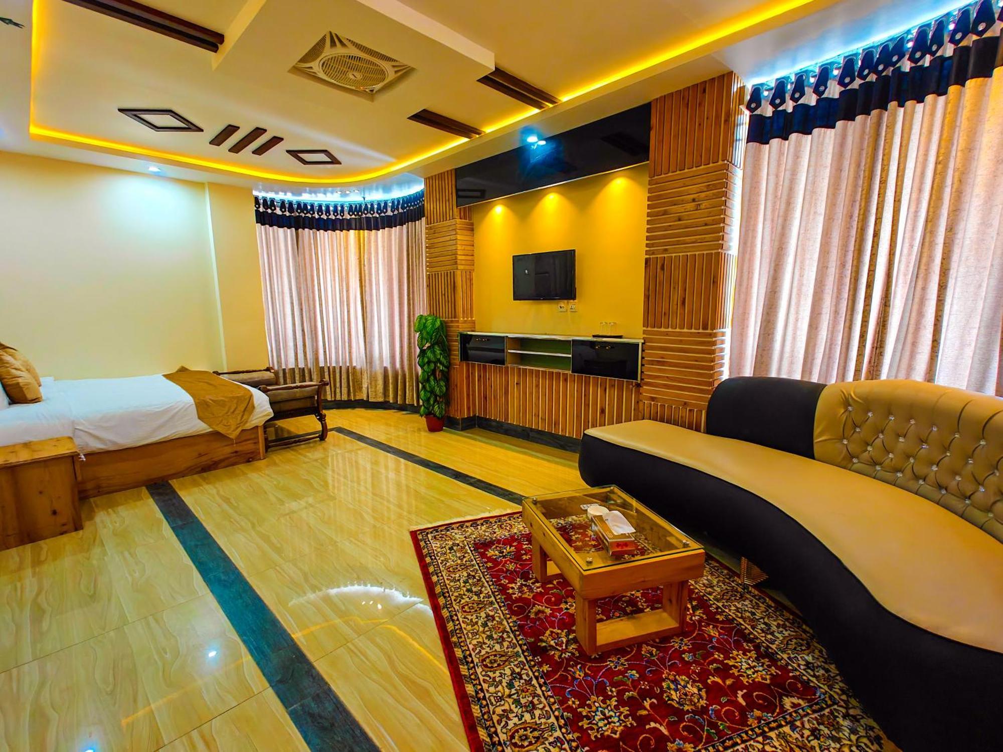 White Forest Hotel Kalam Exterior foto