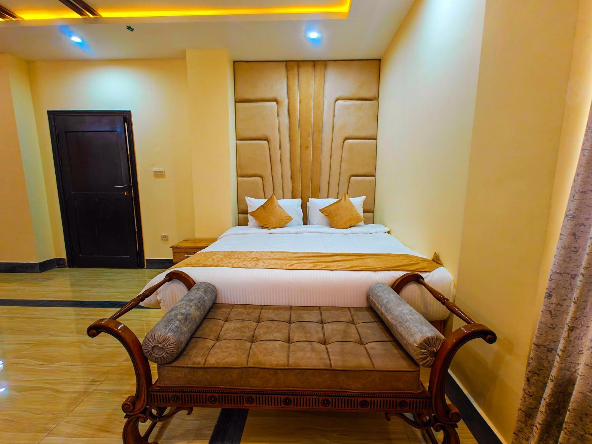 White Forest Hotel Kalam Exterior foto