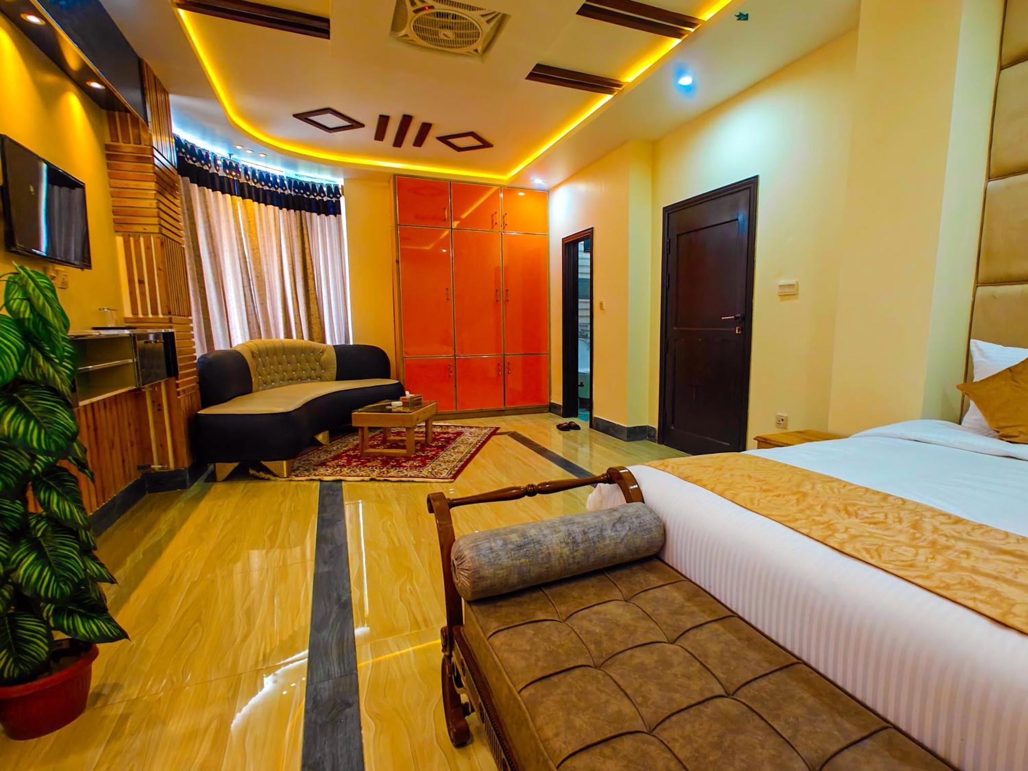 White Forest Hotel Kalam Exterior foto